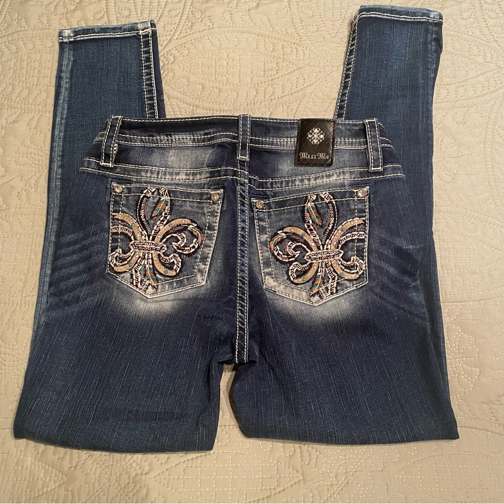 Miss Me mid rise skinny jeans size 30